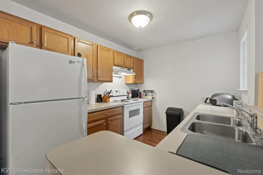 614 Napa Valley Drive Milford Charter Township MI 48381
