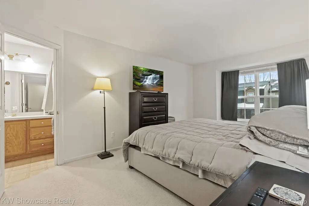 614 Napa Valley Drive Milford Charter Township MI 48381