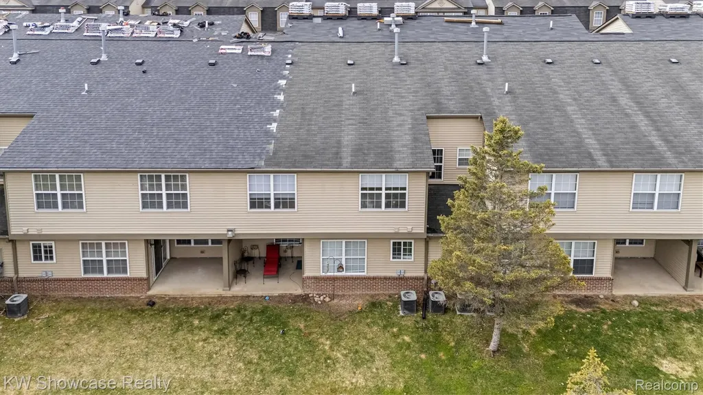 614 Napa Valley Drive Milford Charter Township MI 48381