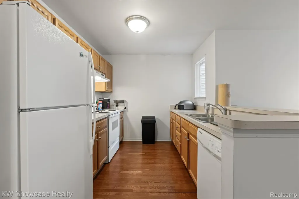 614 Napa Valley Drive Milford Charter Township MI 48381