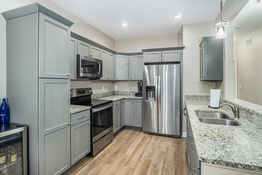 911 Watercress Lane Fenton City MI 48430