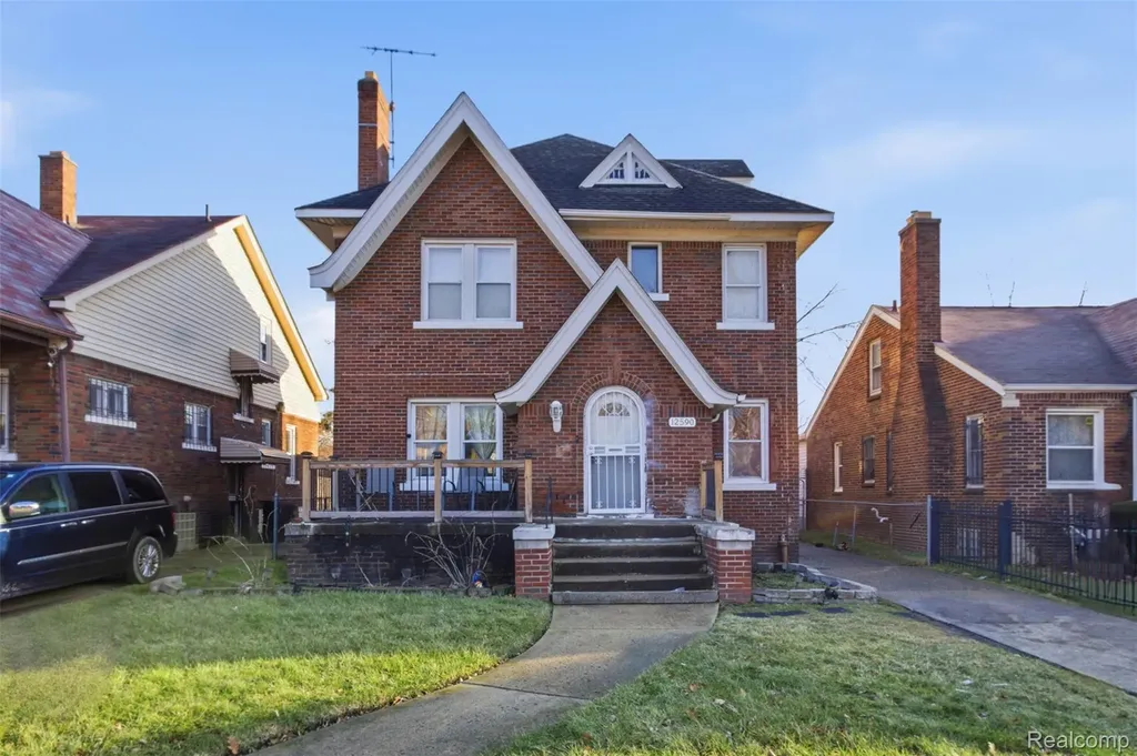 12590 Wilshire Drive Detroit City MI 48213