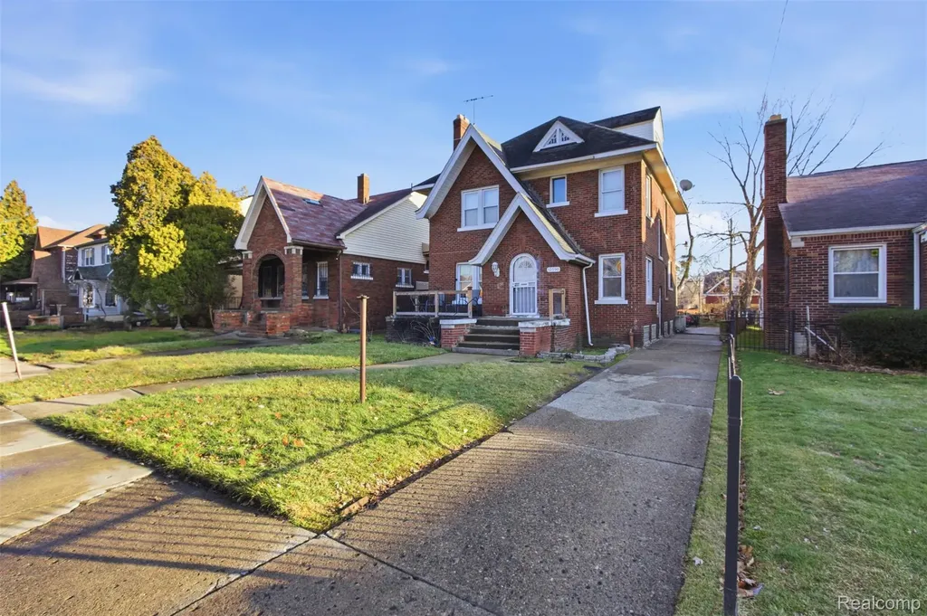 12590 Wilshire Drive Detroit City MI 48213