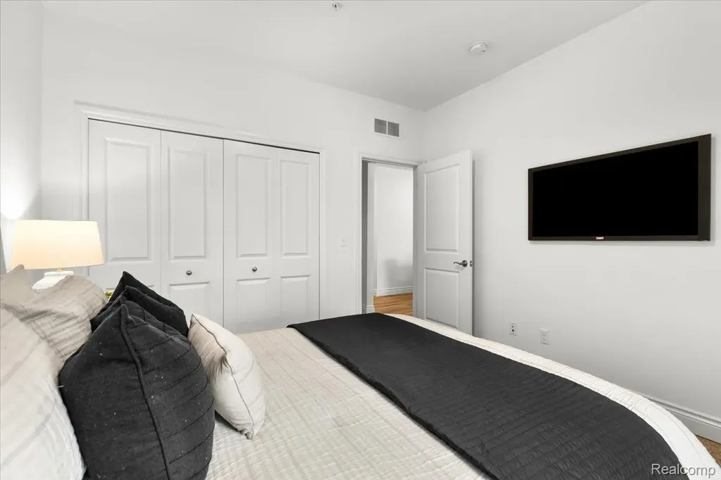 3956 Cornerstone Drive Canton Charter Township MI 48188