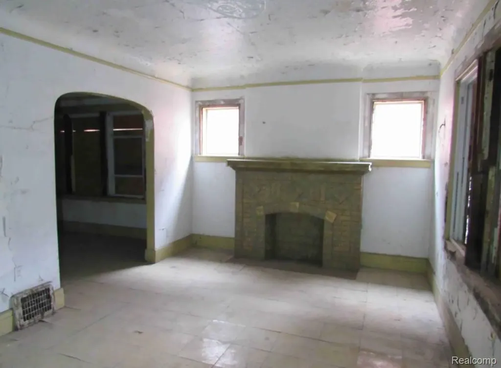 14069 Glenwood Street Detroit City MI 48205