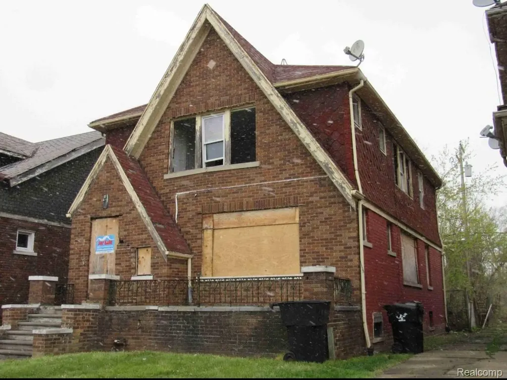 14069 Glenwood Street Detroit City MI 48205