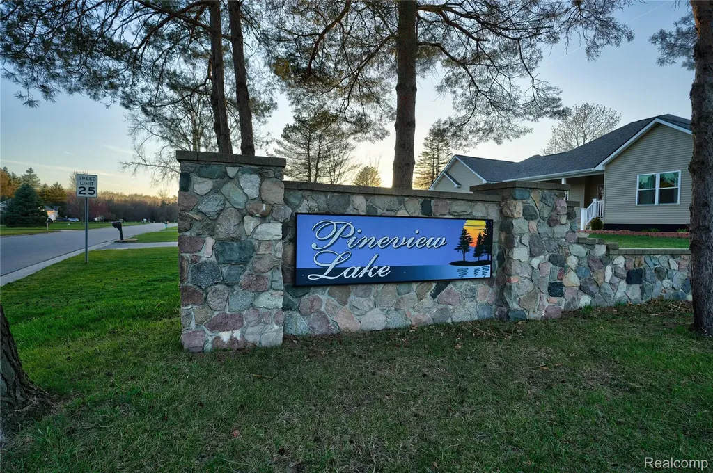 Vl Pineview Lake Drive Argentine Township MI 48451
