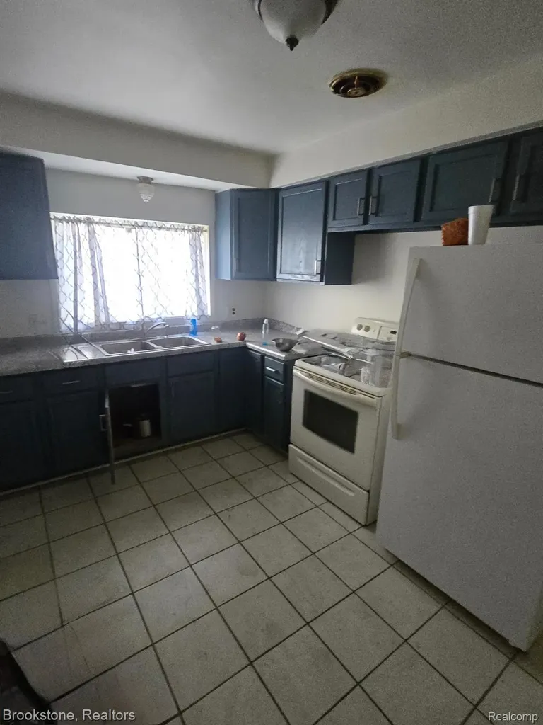 18458 Heyden Street Detroit City MI 48219
