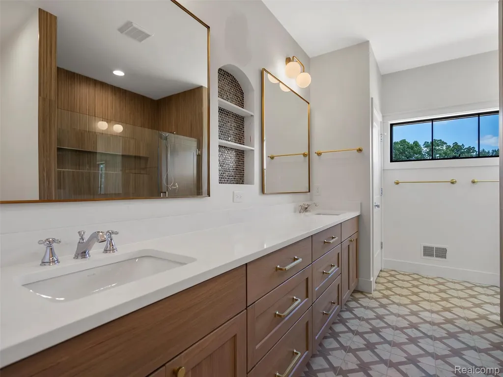 3681 Outback Trail Putnam Township MI 48169