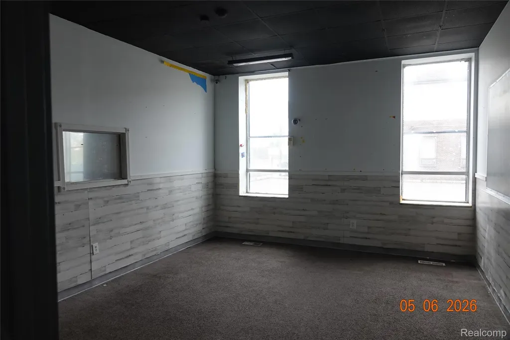 15075 Meyers Road Detroit City MI 48227