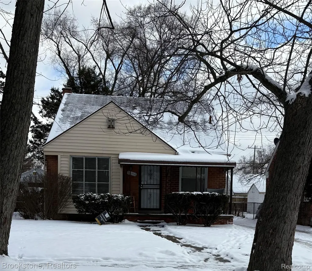 20510 Gilchrist Street Detroit City MI 48235