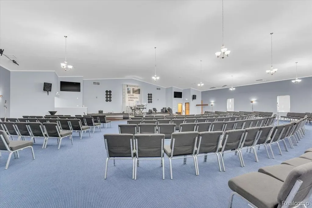 14625 Mack Avenue Detroit City MI 48215