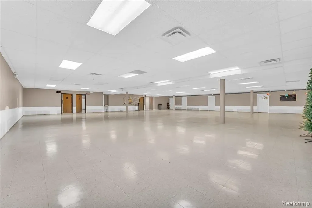 14625 Mack Avenue Detroit City MI 48215