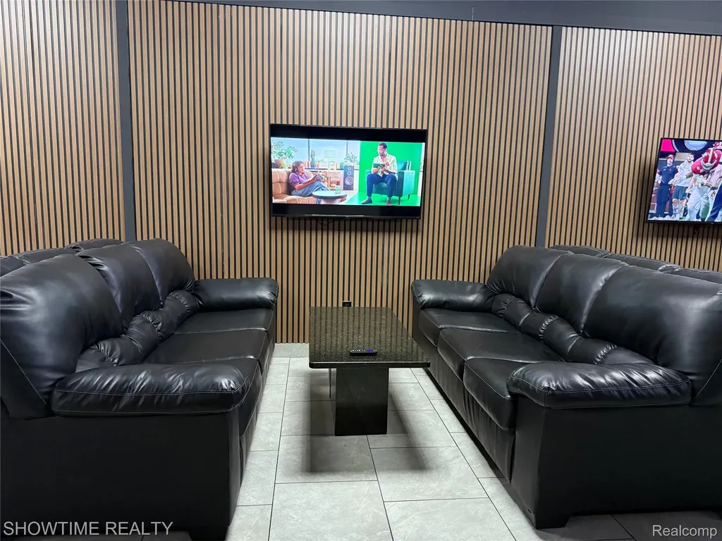 50930 Romeo Macomb Township MI 48044