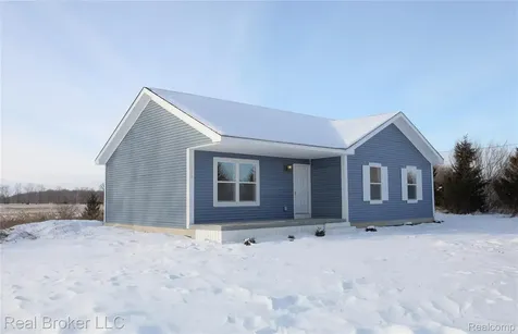 6640 Lemon Road Bancroft Village MI 48414