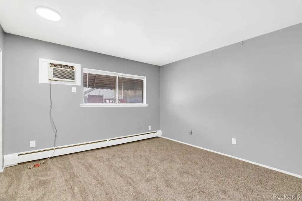 4535 Cadieux Road Detroit City MI 48224