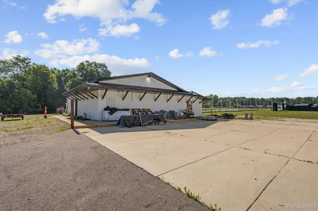 1770 Columbia Avenue E Battle Creek City MI 49014