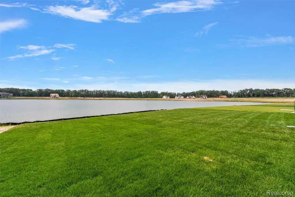 2691 Crystal Lake Drive Commerce Charter Township MI 48382