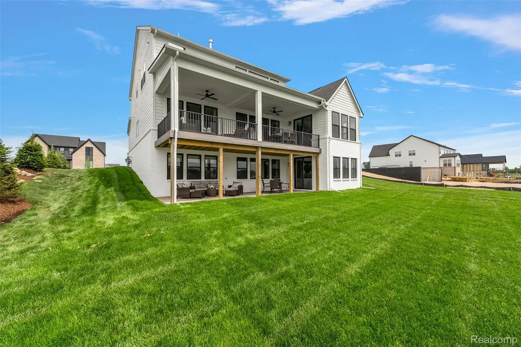 2691 Crystal Lake Drive Commerce Charter Township MI 48382