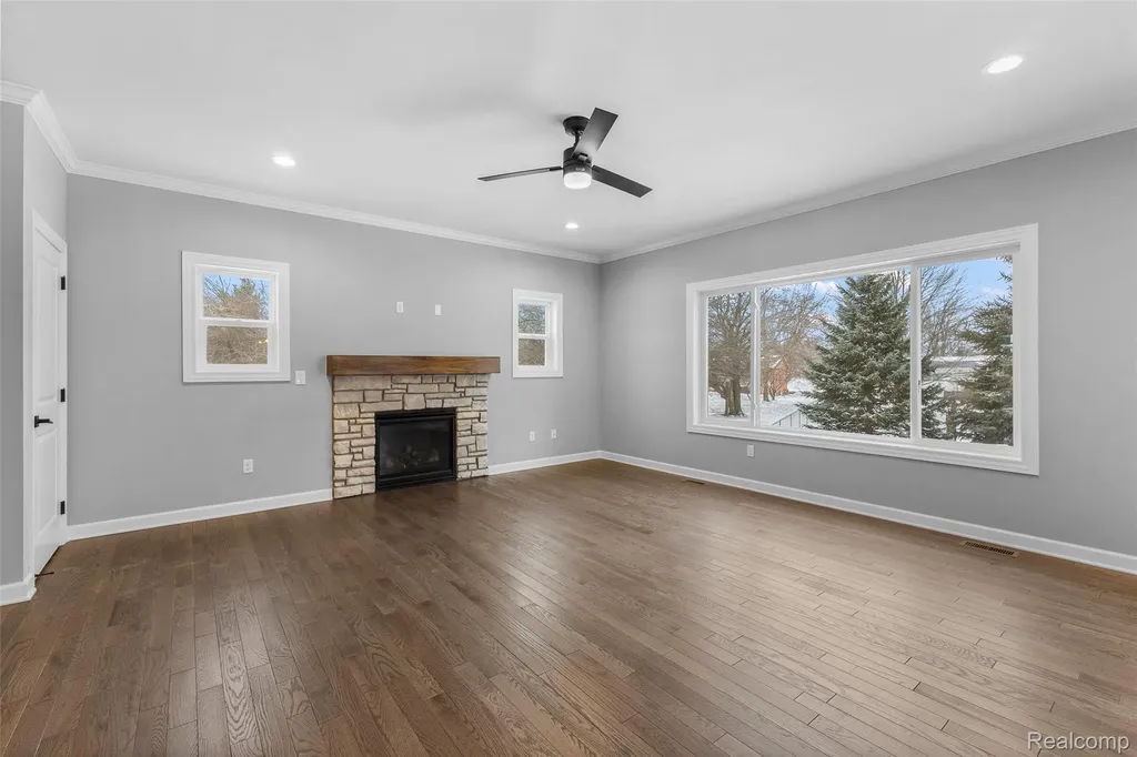 1151 Brendan Bay Drive Grand Blanc City MI 48439