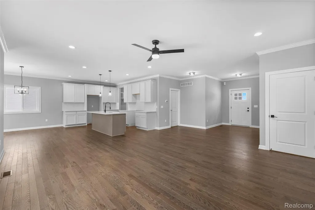 1151 Brendan Bay Drive Grand Blanc City MI 48439