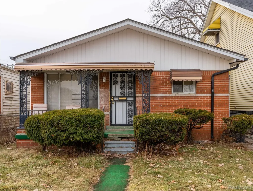 17809 Mcdougall Street Hamtramck City MI 48212