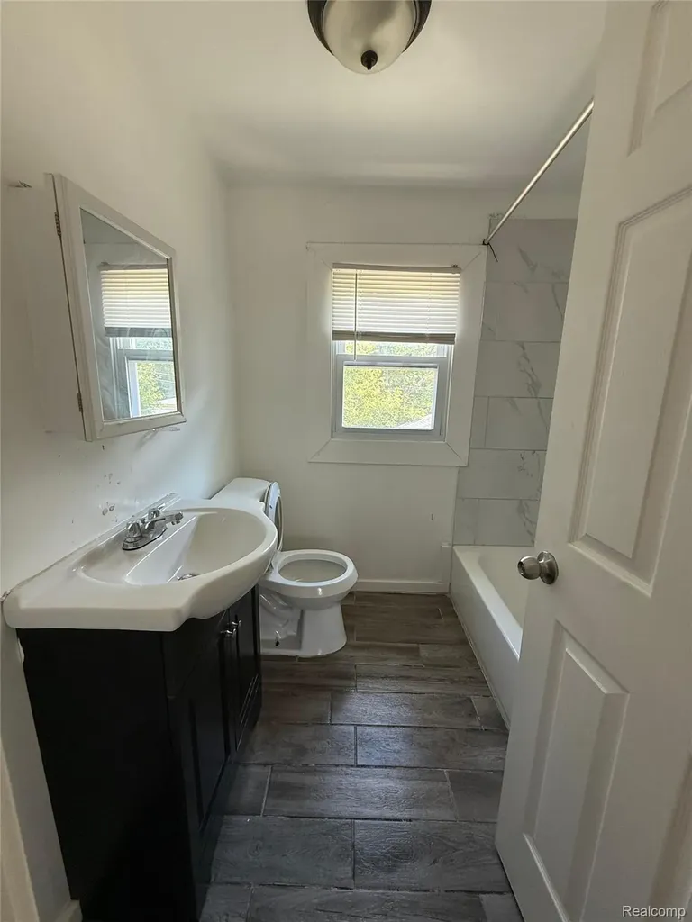 8878 Evergreen Avenue Detroit City MI 48228