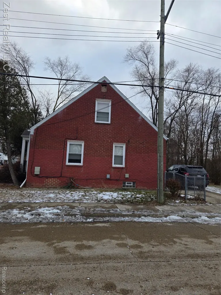 21433 Bethlawn Boulevard Royal Oak Charter Township MI 48220