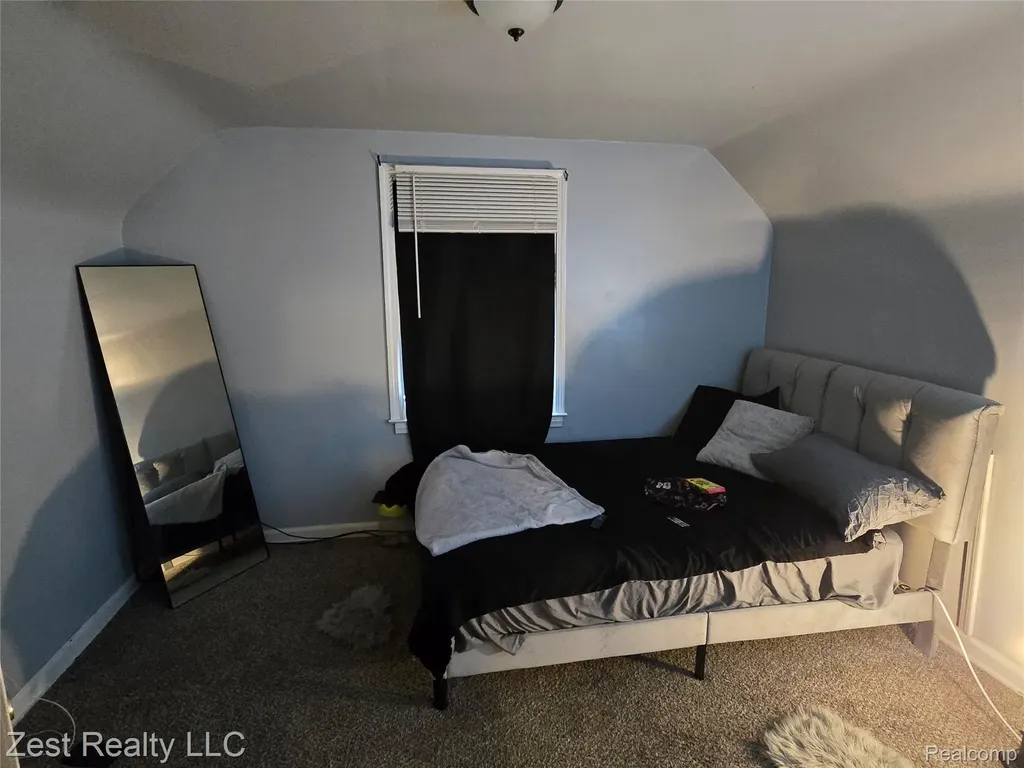 21433 Bethlawn Boulevard Royal Oak Charter Township MI 48220