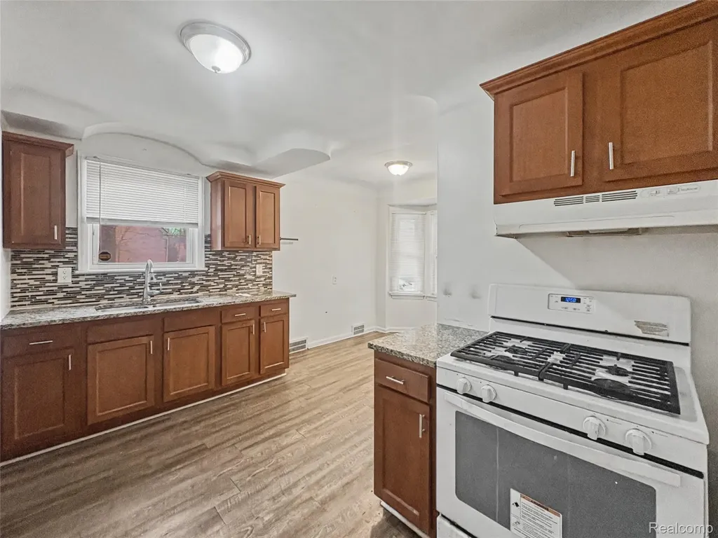 16873 Ferguson Street Detroit City MI 48235