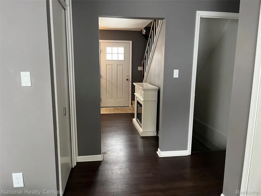 1200 Marseille Court Rochester Hills City MI 48307