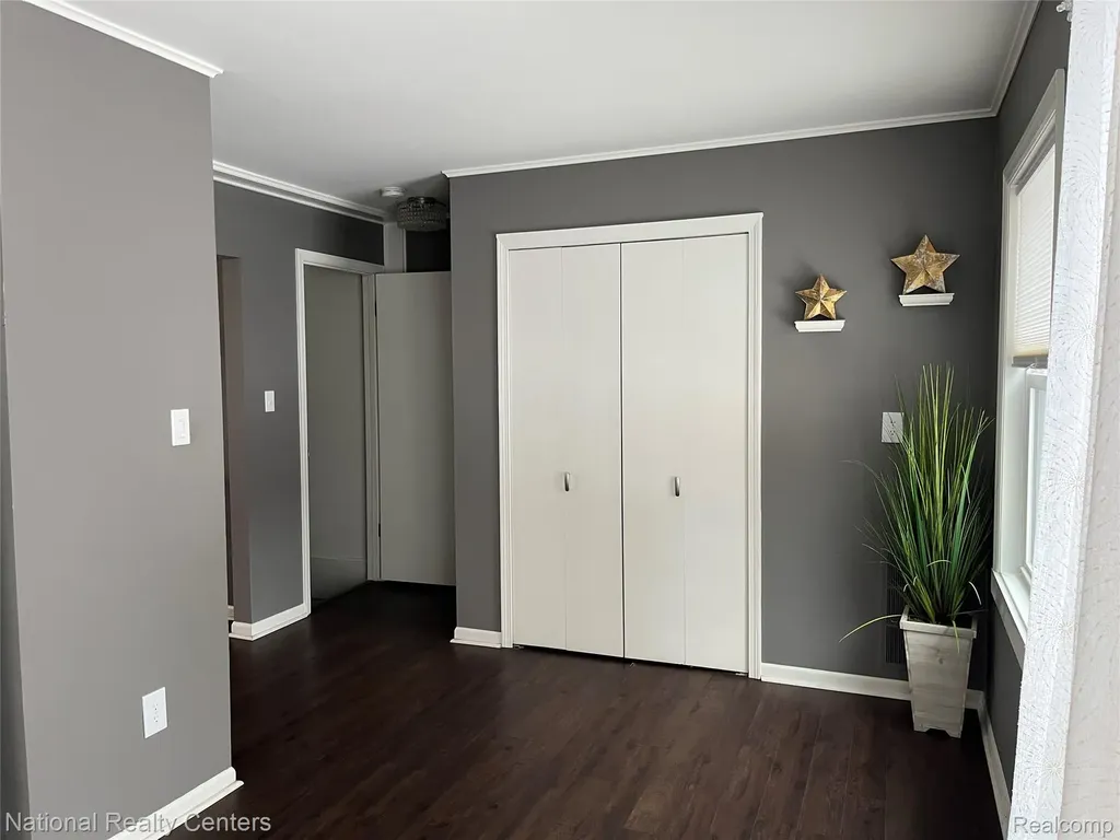 1200 Marseille Court Rochester Hills City MI 48307