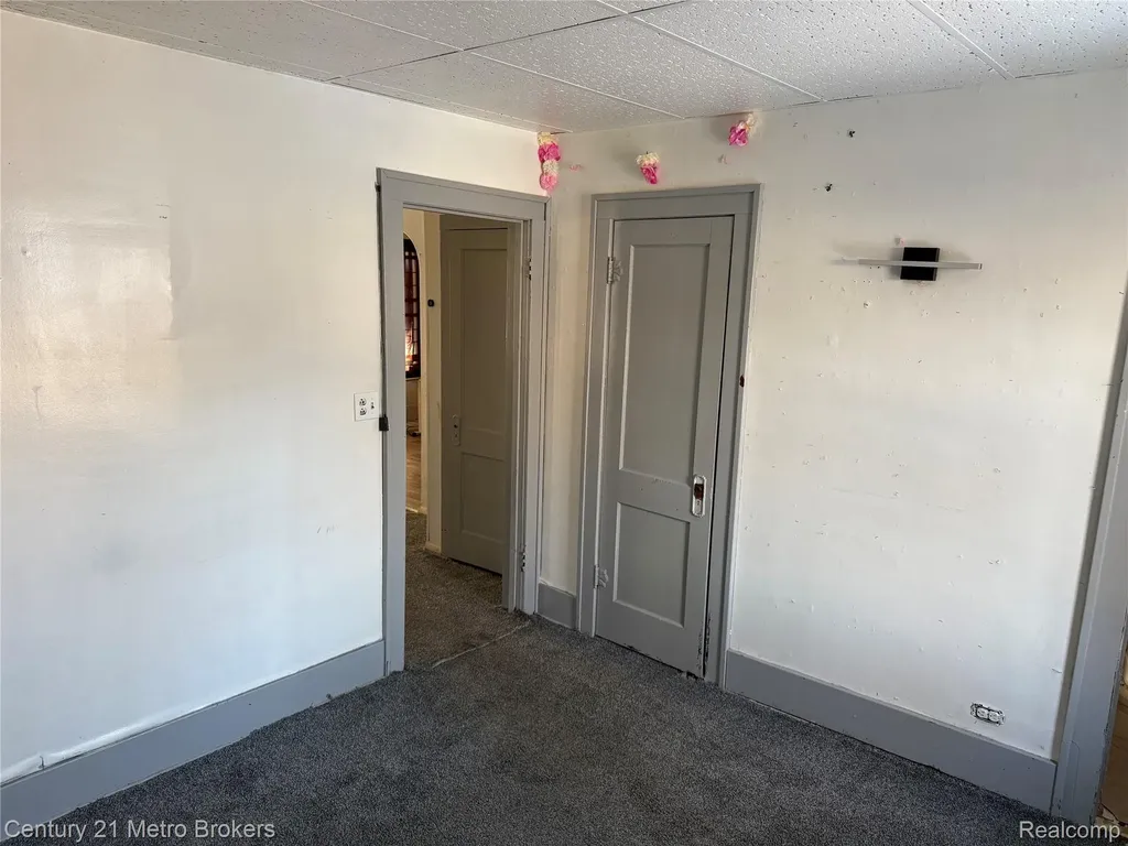 2217 Maryland Avenue Flint City MI 48506