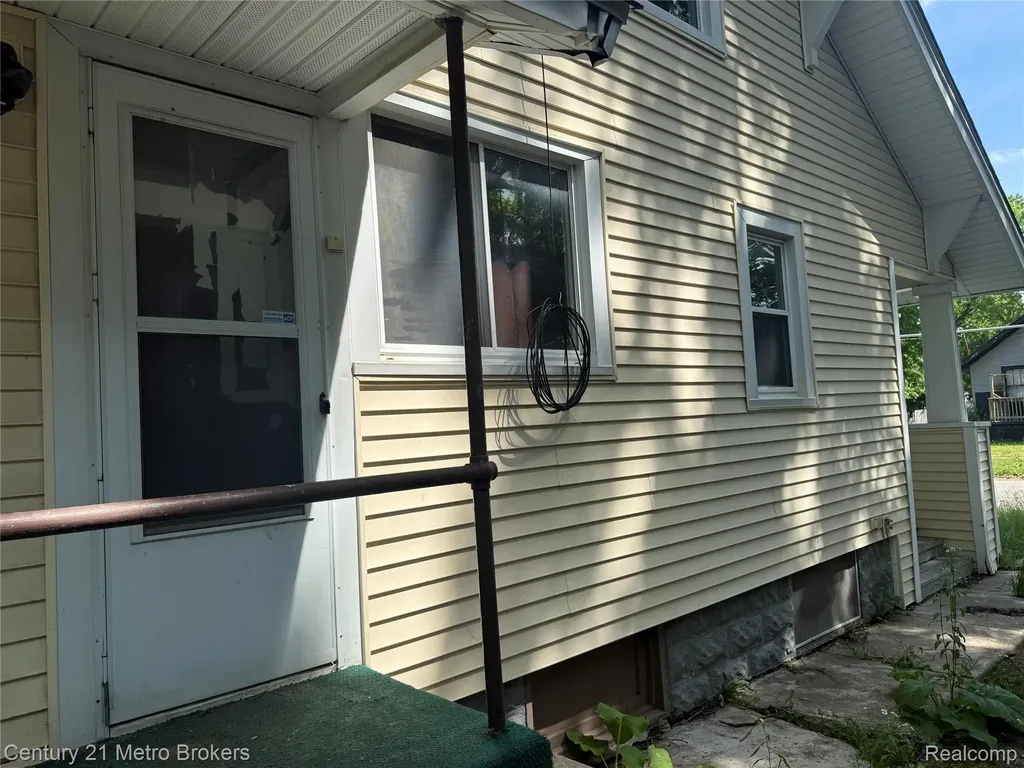 2217 Maryland Avenue Flint City MI 48506