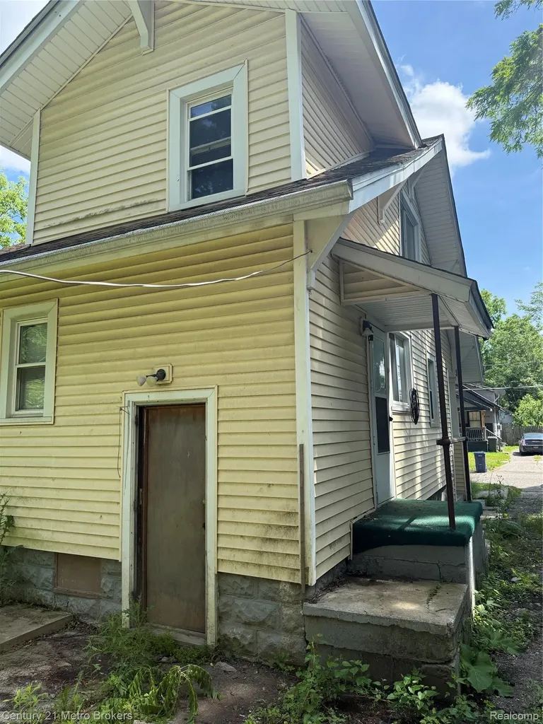 2217 Maryland Avenue Flint City MI 48506