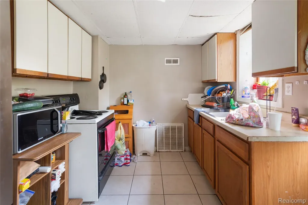 3279 Emmett Road Emmett Village MI 48022