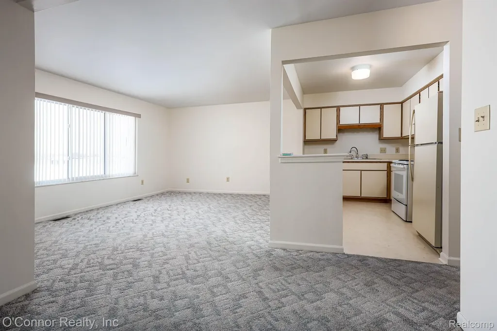 1660 River Road Marysville City MI 48040