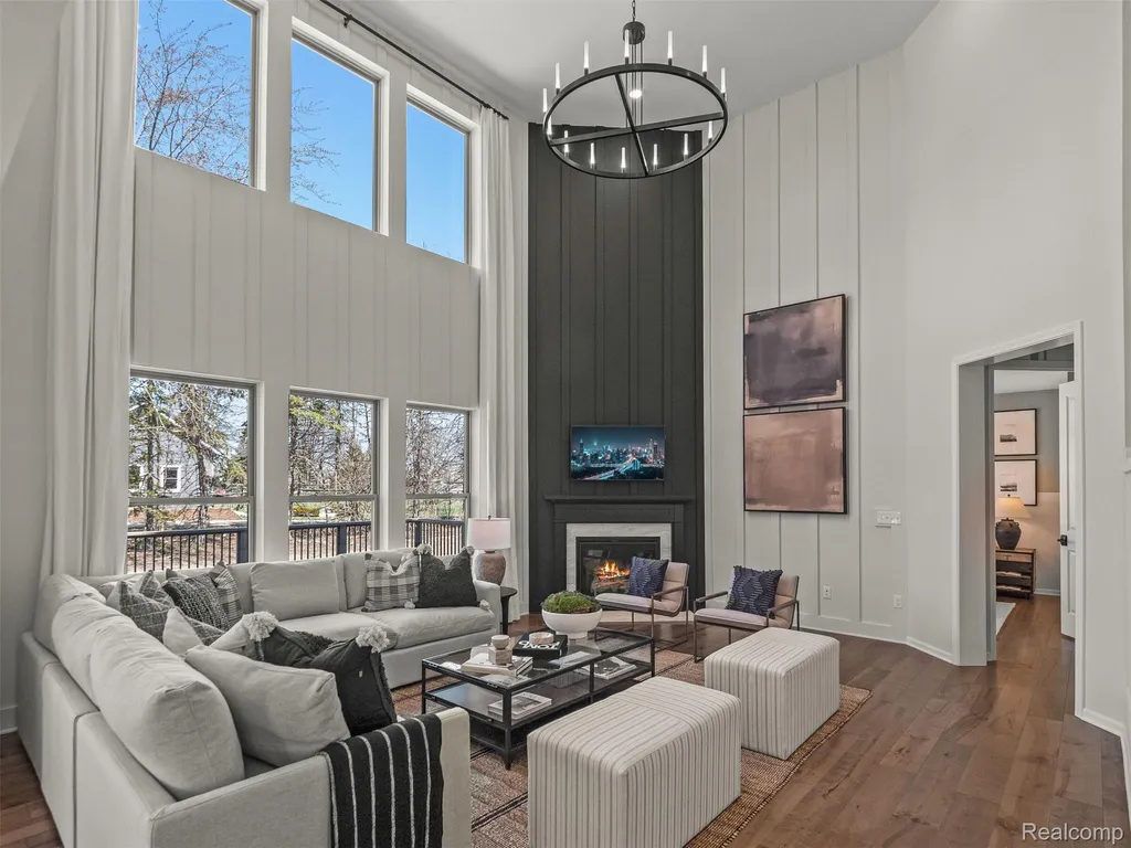 12234 Romeo Lane Washington Township MI 48094