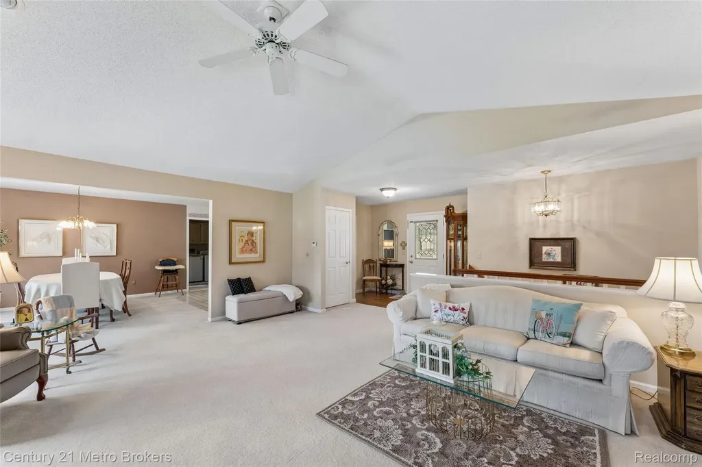 5464 N Seymour Road Flushing Charter Township MI 48433