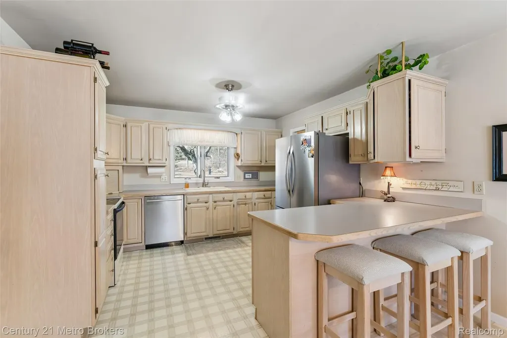 5464 N Seymour Road Flushing Charter Township MI 48433