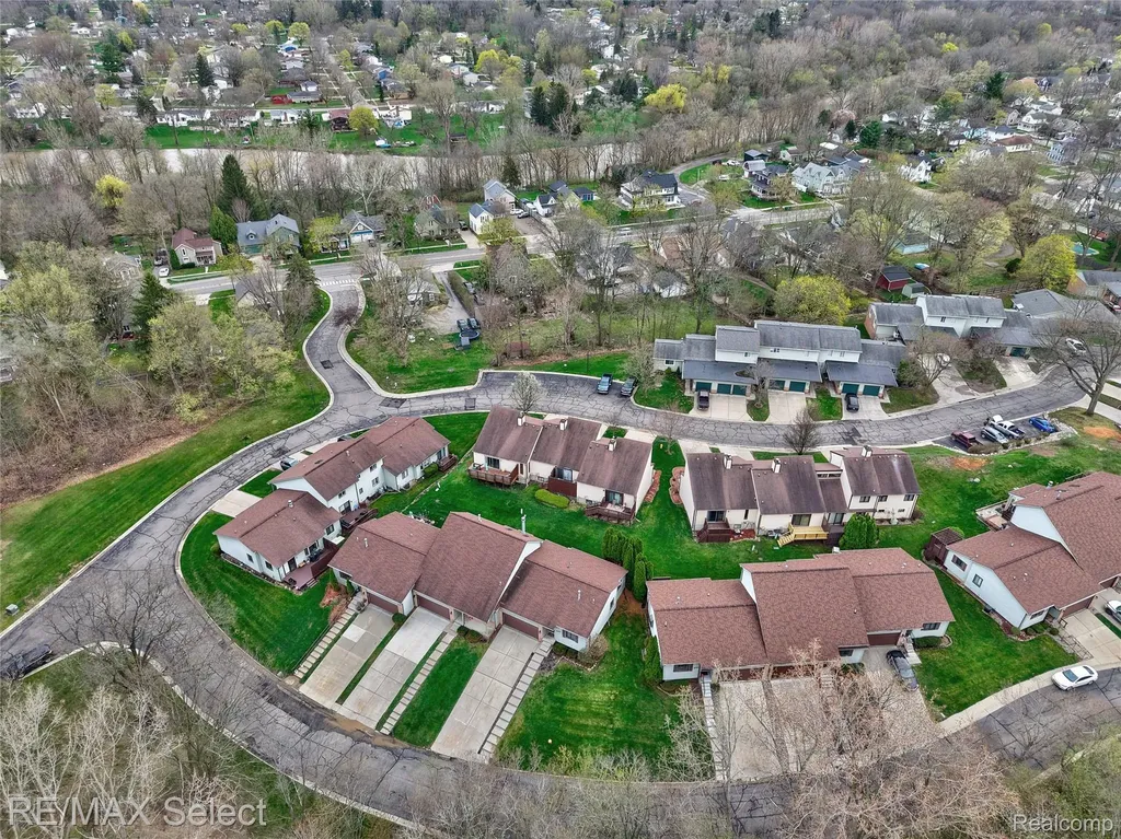 580 Oakbrook Circle Flushing City MI 48433