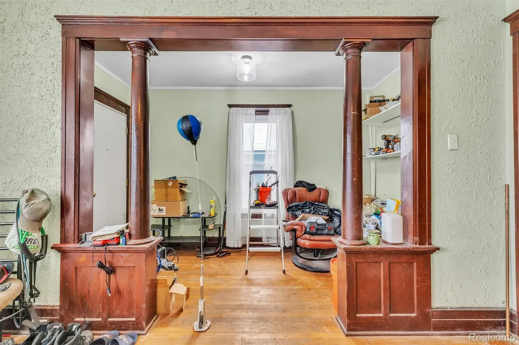3521 Harding Street Detroit City MI 48214