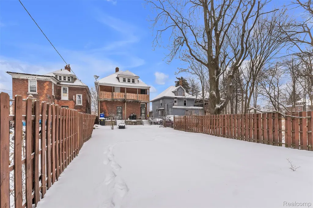 3521 Harding Street Detroit City MI 48214