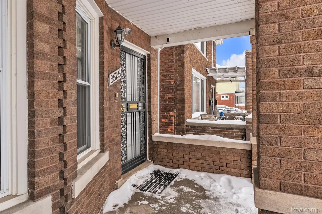 3521 Harding Street Detroit City MI 48214