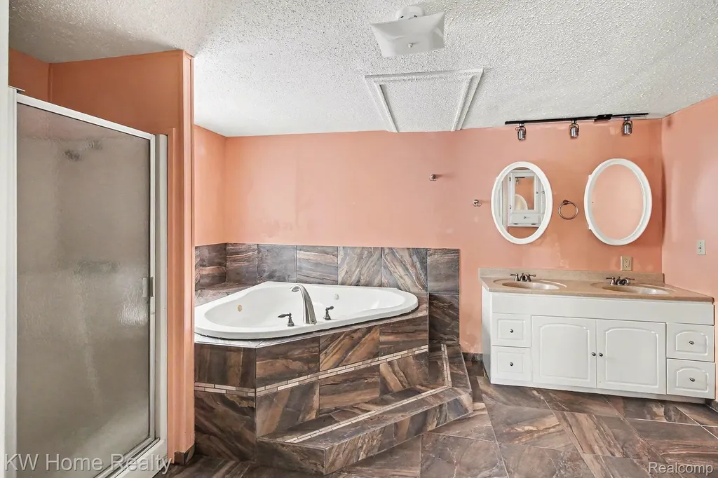 4038 Catlin Road Columbiaville Village MI 48421