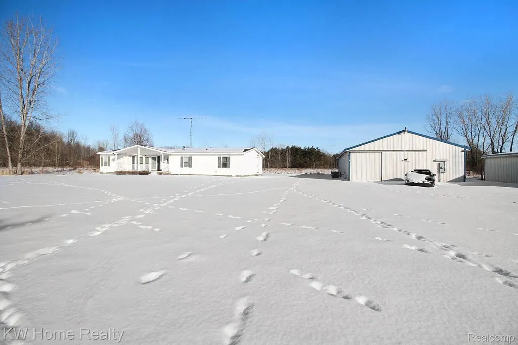 4038 Catlin Road Columbiaville Village MI 48421