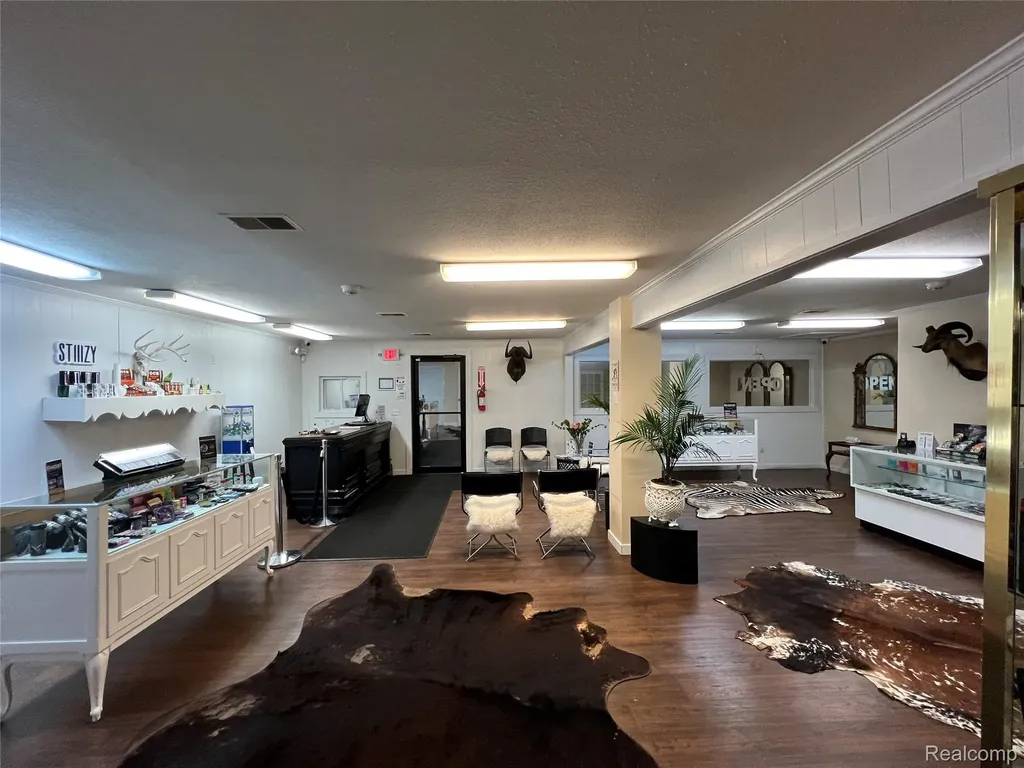 5447 N M 33 Rose City City MI 48654