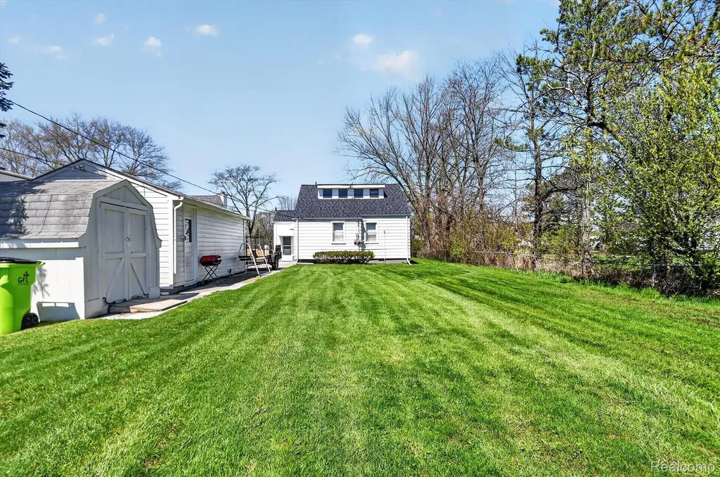 47816 Jefferson Avenue Chesterfield Township MI 48047