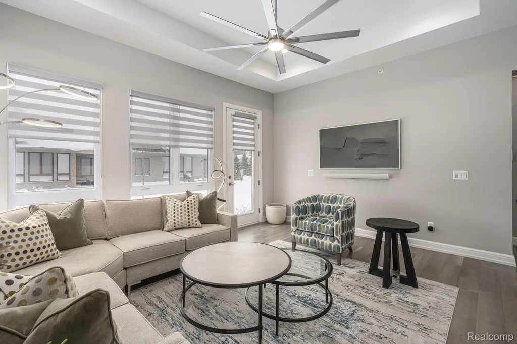 7484 Gramercy Circle West Bloomfield Charter Township MI 48322