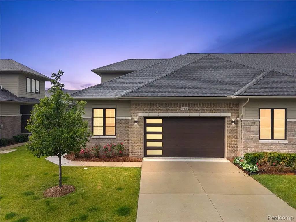 7484 Gramercy Circle West Bloomfield Charter Township MI 48322